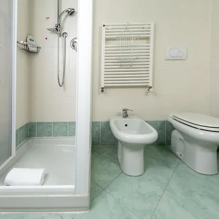 Housmart San Lazzaro Salvo D'acquisto 16 Apartment