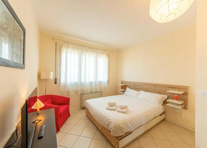 아파트 Housmart San Lazzaro Salvo D'acquisto 16 *
