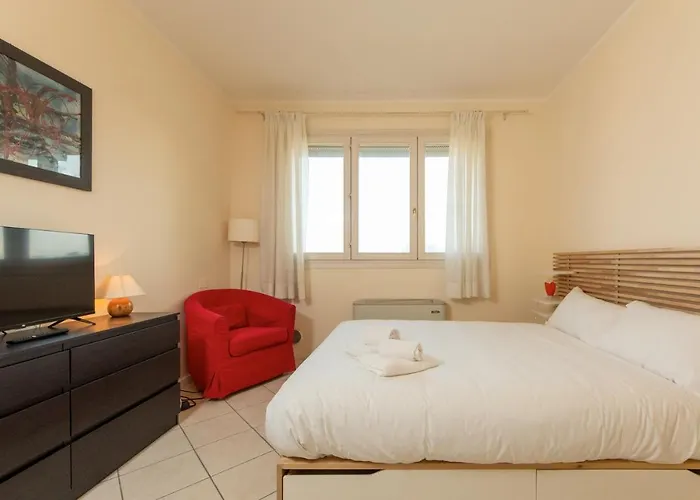Housmart San Lazzaro Salvo D'acquisto 16 *