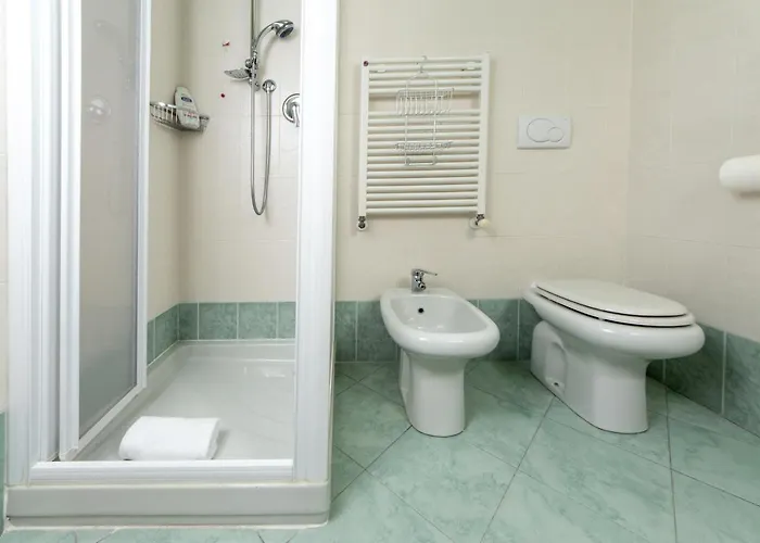 Housmart San Lazzaro Salvo D'acquisto 16 아파트